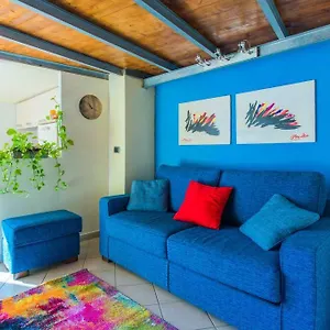 https://la-stanzetta-naples.hotels-amalfi.com